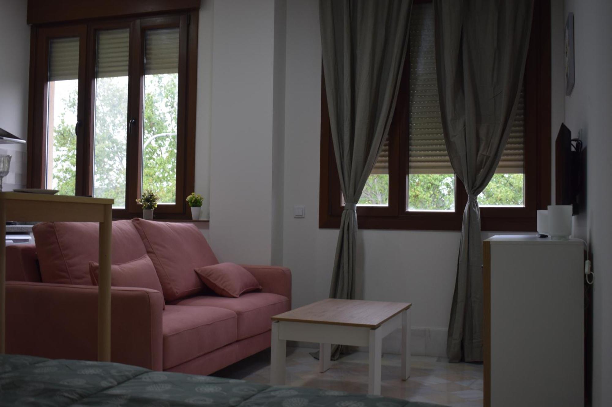 Fibes Lux Sevilla Este. 外观 照片